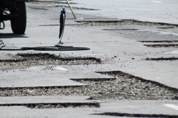 До четверга у Мукачеві ремонтують вулицю Масарика – 09