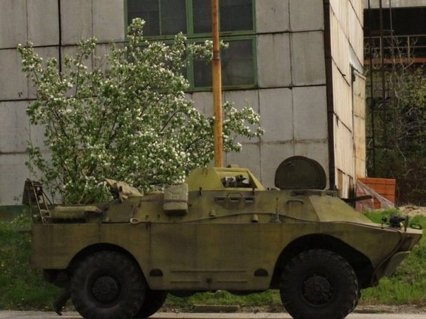 Для захисту кордонів "Правий сектор" привіз на Закарпаття новеньку бойову розвідувально-вартову машину (ФОТО) – 05