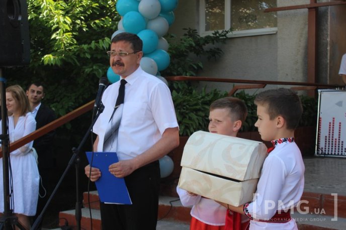 Свято останнього дзвоника відзначили у Мукачівській ЗОШ №13 – 21