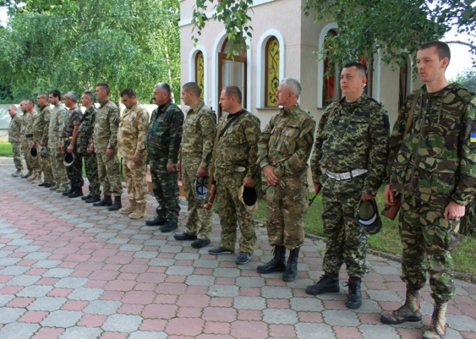15 закарпатських державтоінспекторів відправились у зону АТО – 07