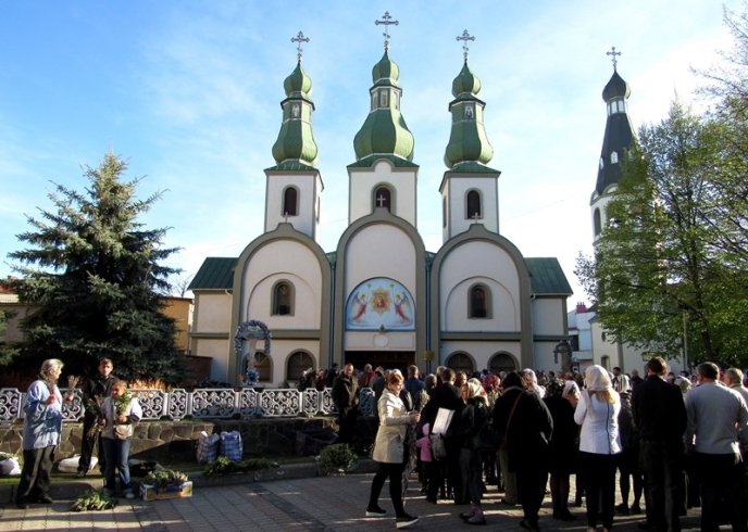 У Мукачеві християни відзначають Вербну неділю – 02 У Мукачеві християни відзначають Вербну неділю – 02