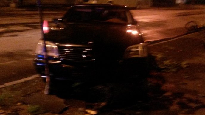 Нічна ДТП в Ужгороді: авто перекинулося – 04