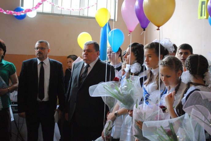 Останній дзвоник в Чинадієві: як це було (ФОТОРЕПОРТАЖ) – 08