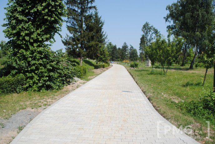 Парк Перемоги у Мукачеві: робота по облаштуванню триває – 06 Парк Перемоги у Мукачеві: робота по облаштуванню триває – 06