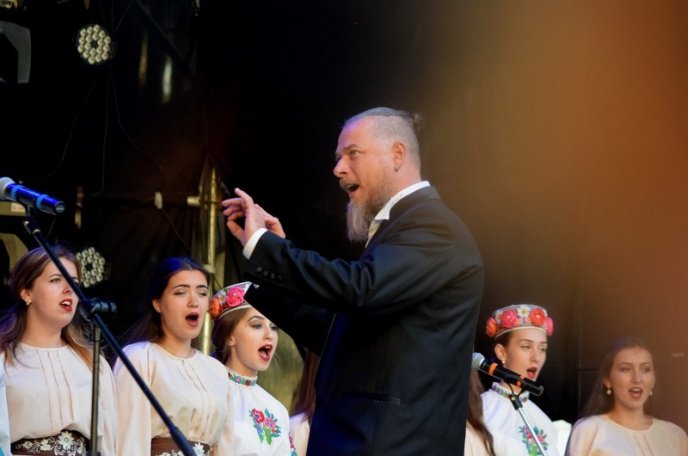 На концерті до Дня Ужгорода виступала співачка Аліна Паш – 03