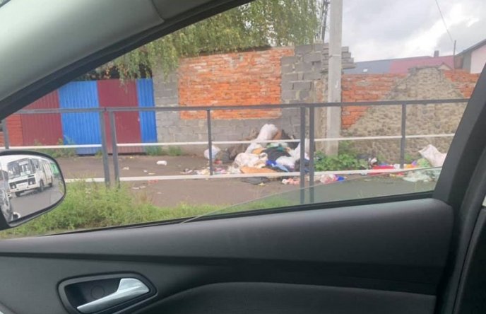 "Відвезти баронові під двері": побачене в Мукачеві обурило людей – 03