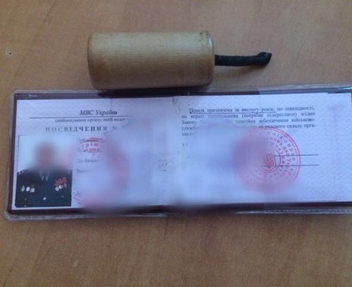 Помічник народного депутата отримав 150 тисяч гривень хабара – 04