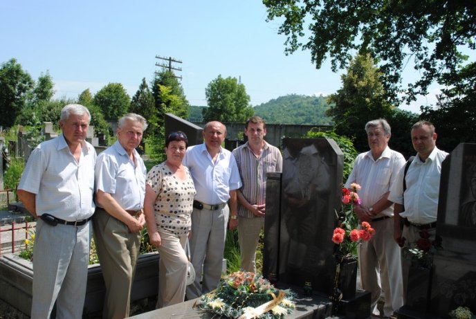 У Мукачеві по-особливому відзначили 90-літній ювілей професора Трояна (ФОТОРЕПОРТАЖ) – 03