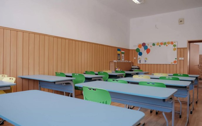 В Угорщині відкрили першу державну двомовну школу для українських дітей – 02