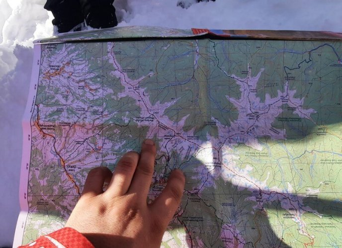 Знайшли сліди: у горах продовжують шукати лижника, який заблукав – 08 Знайшли сліди: у горах продовжують шукати лижника, який заблукав – 08