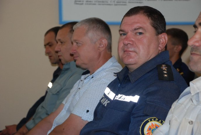 Іршавських рятуальників представники влади привітали з професійним святом – 01