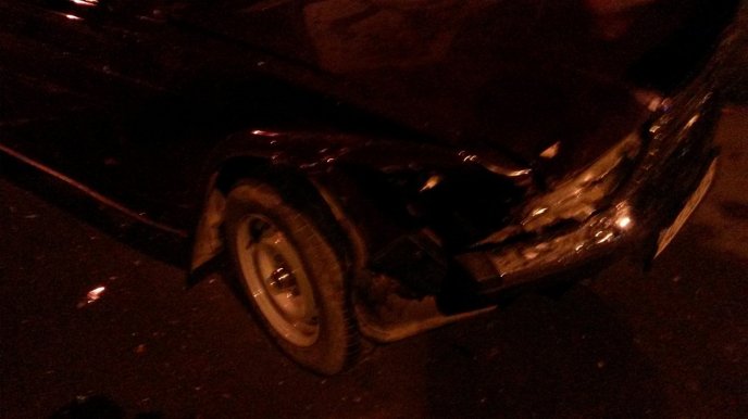 Нічна ДТП в Ужгороді: авто перекинулося – 05