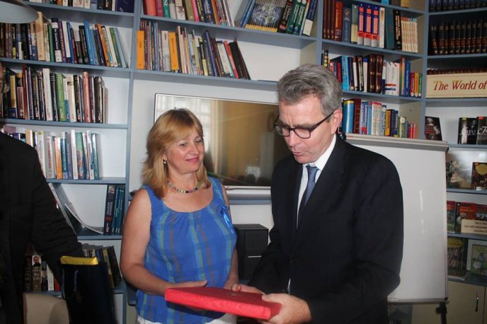 Джеффрі Пайєтт відвідав головну бібліотеку області – 04