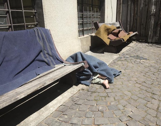 Чиновники шоковані умовами перебування пацієнтів у Мукачівському психоневрологічному інтернаті – 09