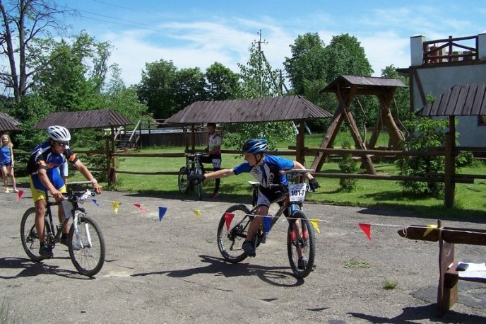 Вихованці мукачівського "Товаришу" успішно виступили на чемпіонаті України зі спортивного орієнтування на велосипедах (ФОТО) – 06