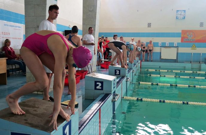 В Ужгород на Міжнародний турнір з плавання "Квітуча сакура" приїхав спортсмен з Монголії – 12