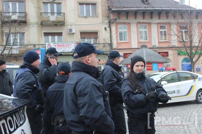 У Мукачеві урочисто відкрили фестиваль "Червене вино – 2016" – 08