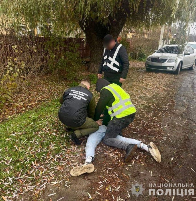 У поліції розповіли, що накоїв 18-річний закарпатець – 01 Фото — Відділ комунікації поліції Закарпатської області