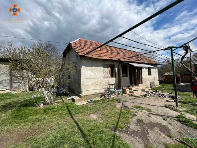 Жінка збиралася до церкви і забула вимкнути праску: трапилась біда – 03 Жінка збиралася до церкви і забула вимкнути праску: трапилась біда – 03