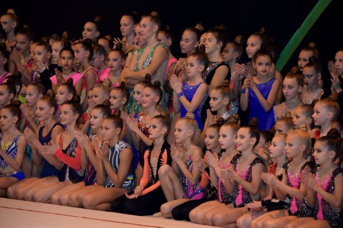 Чемпіонат України з художньої гімнастики проходить в Ужгороді – 03