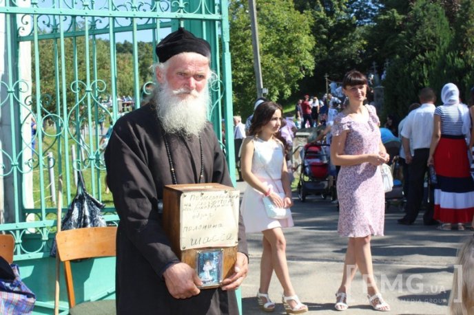 Православні християни Мукачева відзначили свято Успіння Пресвятої Богородиці у Свято-Миколаївському монастирі – 25