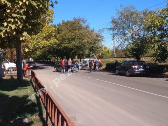 У Мукачеві поблизу автовокзалу сталася аварія – 04