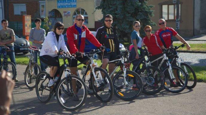 Велодень у Мукачеві: дитячий сміх, дорослий азарт та море позитивних емоцій (ФОТО) – 14