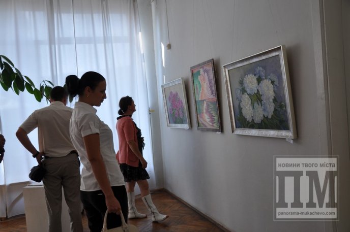 У Мукачеві стартувала виставка неймовірно красивих картин від творчого об’єднання "Райдуга" (ФОТО) – 15