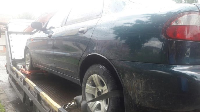 У Мукачеві за день евакуювали три автомобілі – 03