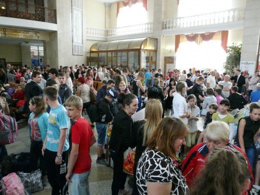 Понад 250 дітей із Закарпаття вже поїхали на відпочинок до Криму – 01 Понад 250 дітей із Закарпаття вже поїхали на відпочинок до Криму – 01