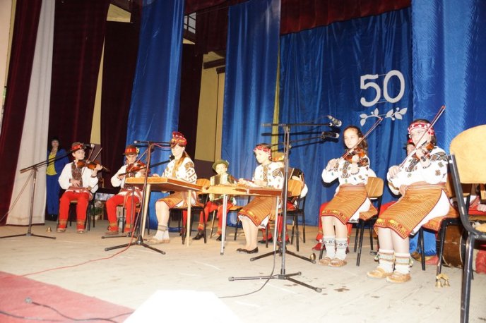Великобичківська дитяча музична школа відзначає 50-річний ювілей – 04 Великобичківська дитяча музична школа відзначає 50-річний ювілей – 04