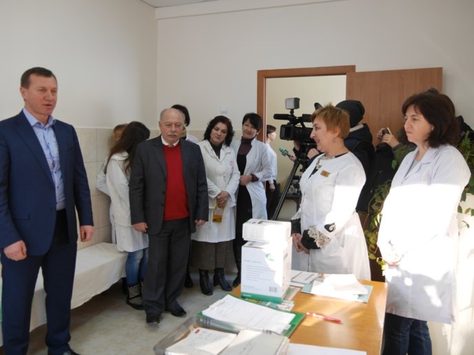 В Ужгороді до перших пацієнтів вирушила новостворена бригада виїзної паліативної допомог – 01