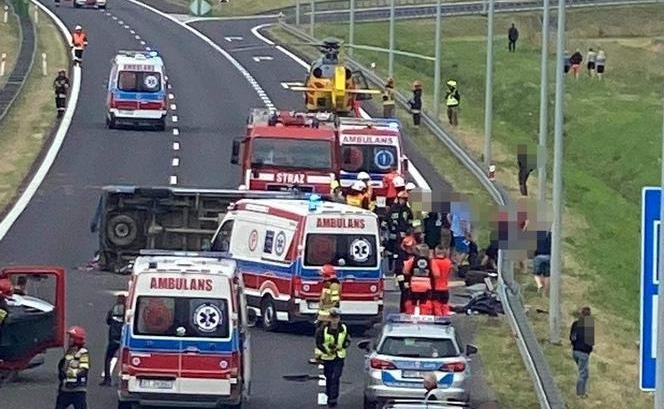 Сім’я із Закарпаття потрапила у моторошну ДТП за кордоном, – соцмережі – 01