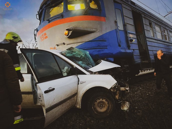 Рятувальники розповіли про жахливу ДТП, яка трапилась в області – 01