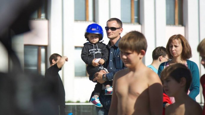 Велодень у Мукачеві: дитячий сміх, дорослий азарт та море позитивних емоцій (ФОТО) – 05