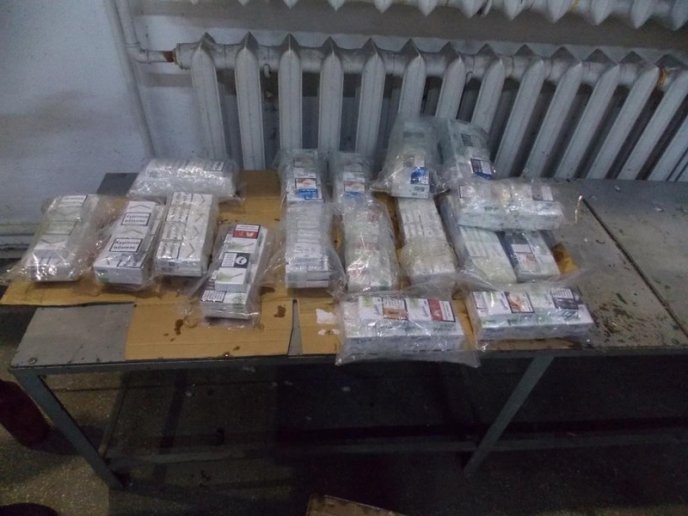 Закарпатець намагався перевезти через кордон контрабанду – 02 Закарпатець намагався перевезти через кордон контрабанду – 02