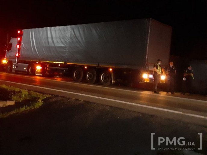 Вночі в Ракошині трапилась ДТП: рух ускладнено – 11