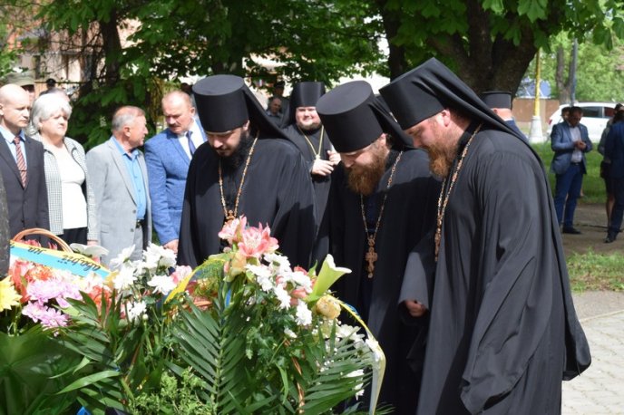 В Ужгороді вшанували ліквідаторів аварії на ЧАЕС – 02 В Ужгороді вшанували ліквідаторів аварії на ЧАЕС – 02