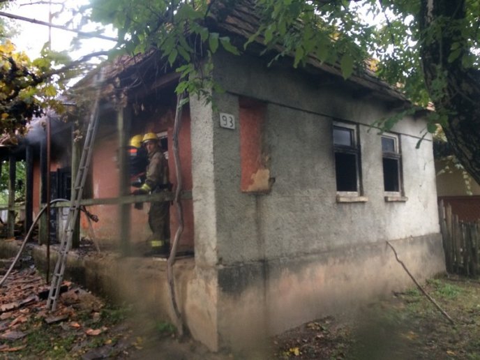 Вранці знайшли мертвим 38-річного чоловіка – 03