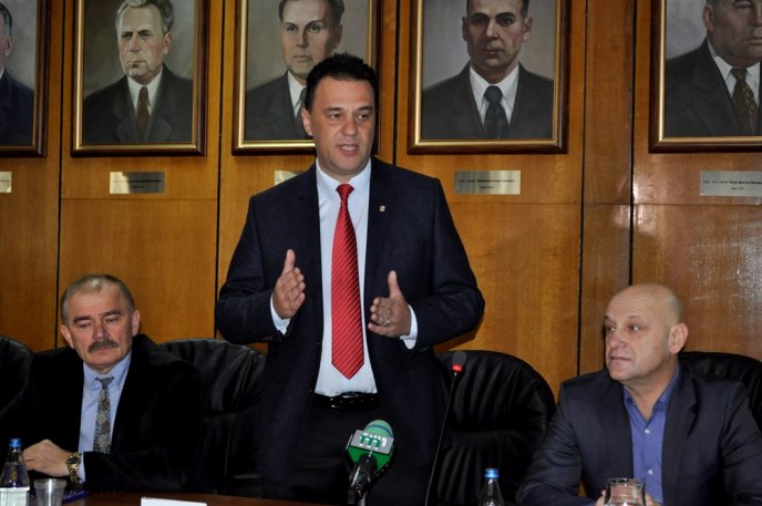 В УжНУ обговорили дієву платформу співпраці бізнесу та освіти – 05