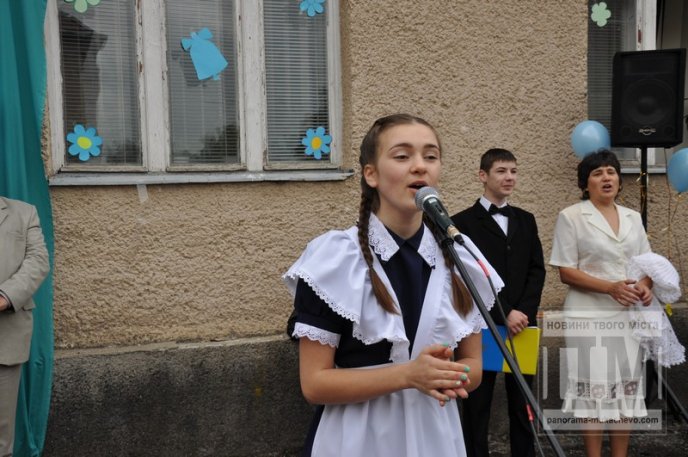 Свято "Останнього дзвоника" зібрало у Мукачівській ЗОШ №7 багато гостей (ФОТОРЕПОРТАЖ) – 42