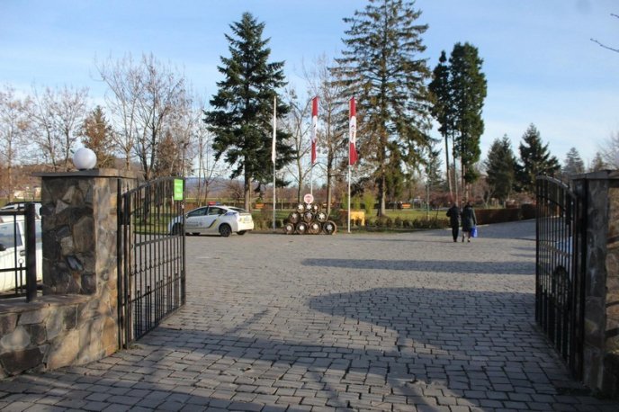 "Червене вино 2018": чим пригощають закарпатців та скільки доведеться витратити – 21