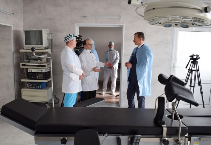 В Ужгородській міській лікарні з’явилась нова операційна – 02 В Ужгородській міській лікарні з’явилась нова операційна – 02