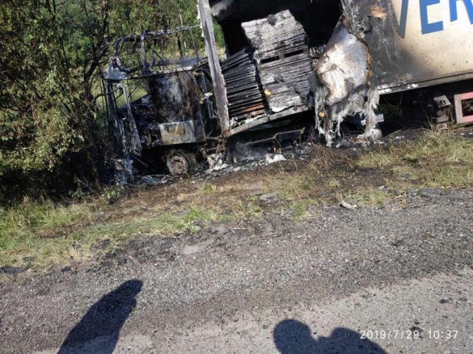 Три трупи: подробиці фатальної аварії на трасі Київ-Чоп – 03