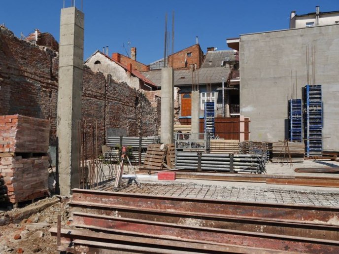 Робоча комісія провела обстеження комплексу "Готель "Корона", що в центрі Ужгорода – 04