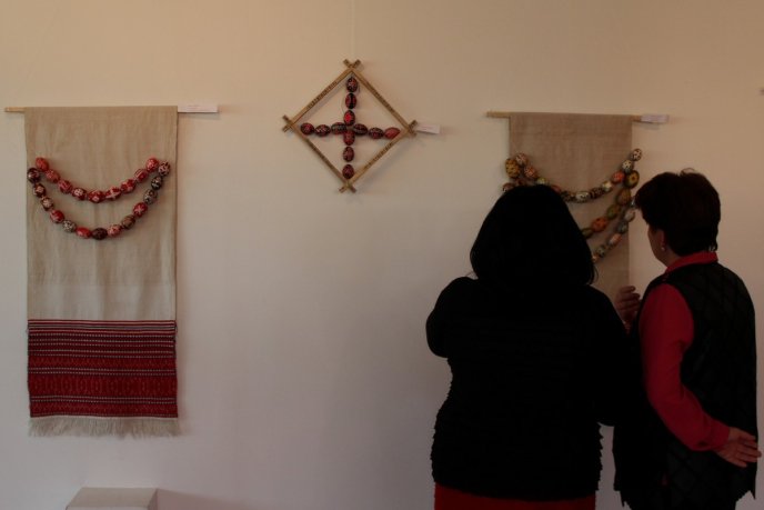 В Ужгороді відкрили великодню виставку "Світ писанки" – 15