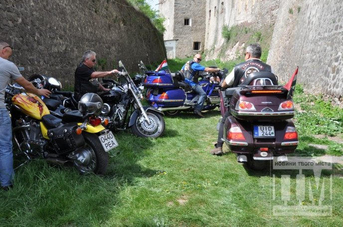 Як байкери у замку "Паланок" гуляли (ФОТОРЕПОРТАЖ)  – 10