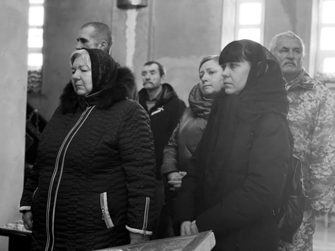 У Мукачеві поховали військового, який загинув наприкінці грудня – 04