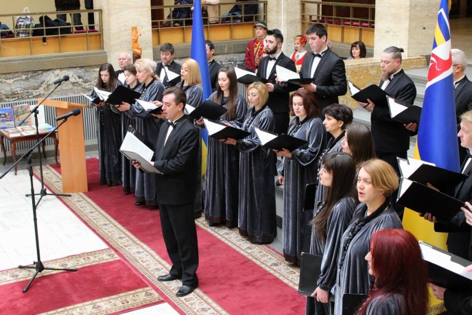 В Ужгороді урочисто преміювали найкращих літераторів і митців Закарпаття – 02