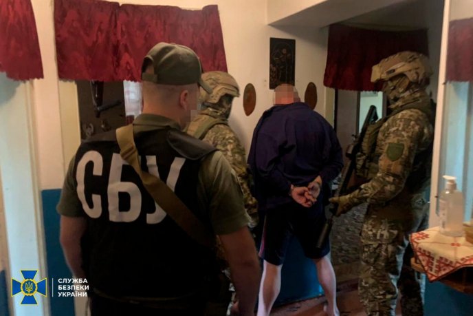 Спецоперація на Закарпатті: викрили чоловіків, які виправдовували війну росії проти України – 04 Спецоперація на Закарпатті: викрили чоловіків, які виправдовували війну росії проти України – 04